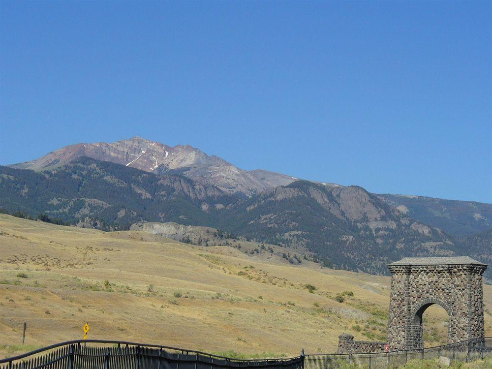 גרדינר Yellowstone Condos & Suites מראה חיצוני תמונה
