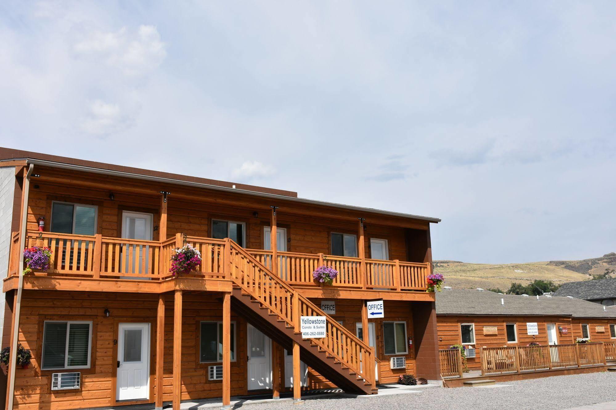 גרדינר Yellowstone Condos & Suites מראה חיצוני תמונה