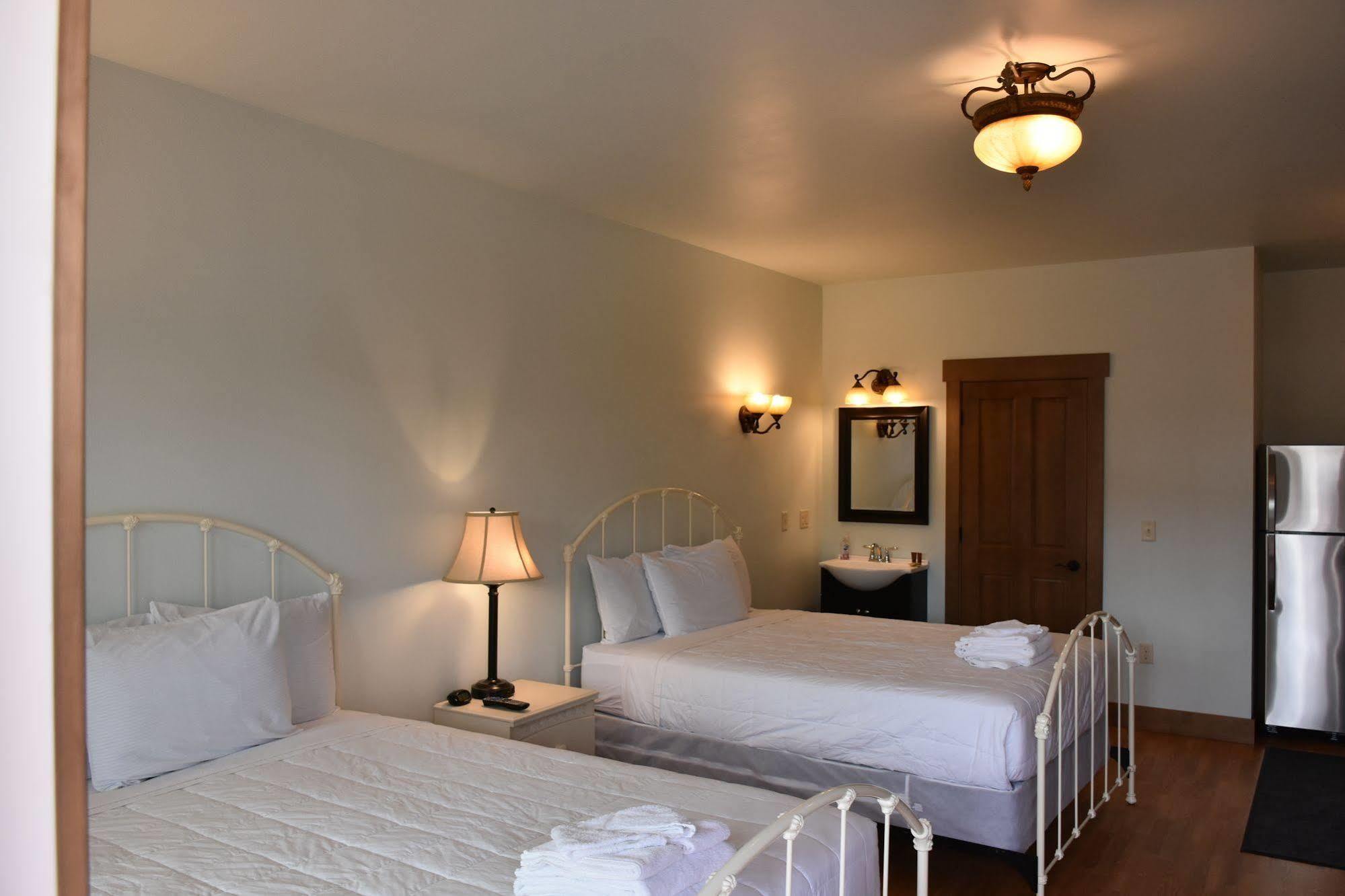 גרדינר Yellowstone Condos & Suites מראה חיצוני תמונה